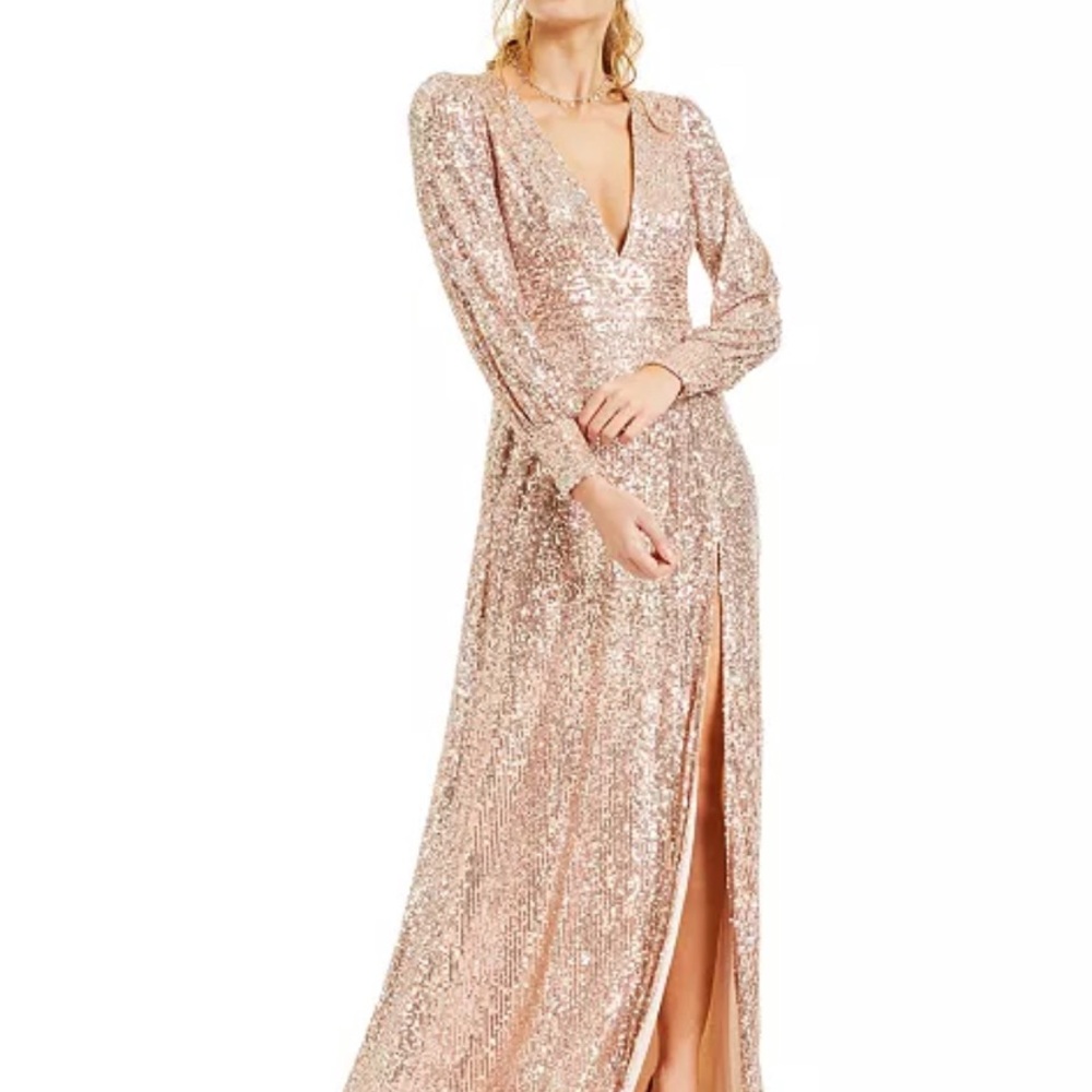 Emerald Sundae Sequin Long Sleeve Dress in Gold